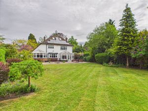 Rear- click for photo gallery